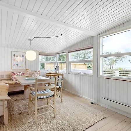 8229-knebel-kornblomstvej-7 بيت للعطل