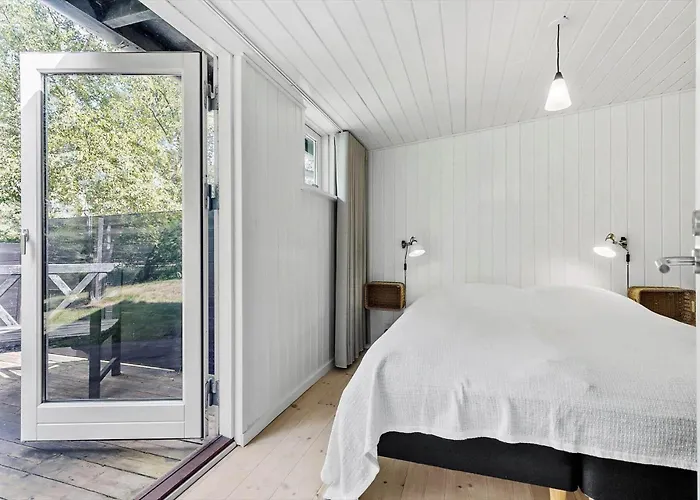 8229-knebel-kornblomstvej-7 Feriehus *